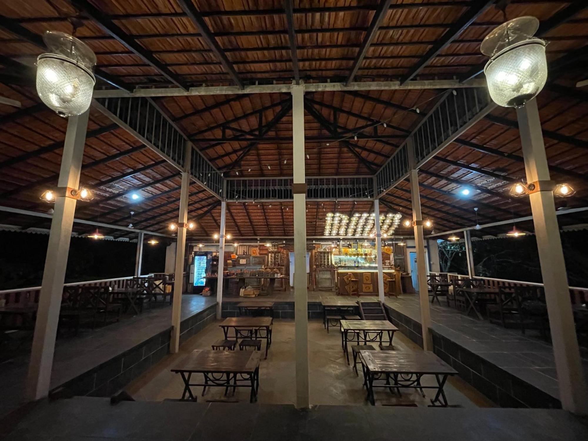 Porsu Hotel Canacona Bagian luar foto
