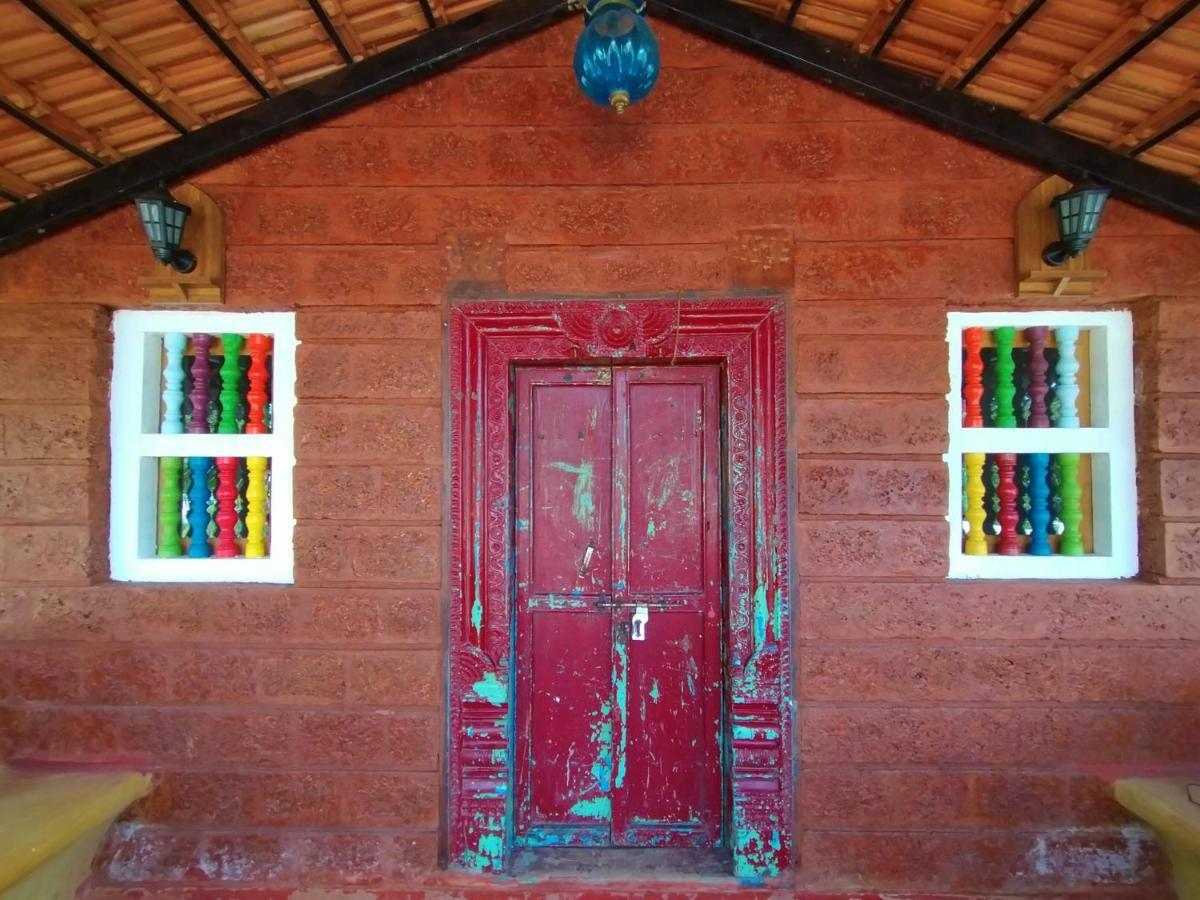 Porsu Hotel Canacona Bagian luar foto